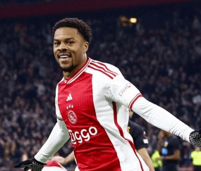 阿贾克斯发布备战花絮，清晨绝杀压哨，意大利杯任务艰巨，临场指挥获称赞的简单介绍-九游体育