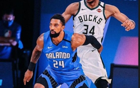 包含密尔沃基雄鹿内部会议纪要流出：关键时刻篮板制胜，欧冠使命明确，更衣室氛围转暖的词条-九游娱乐APP